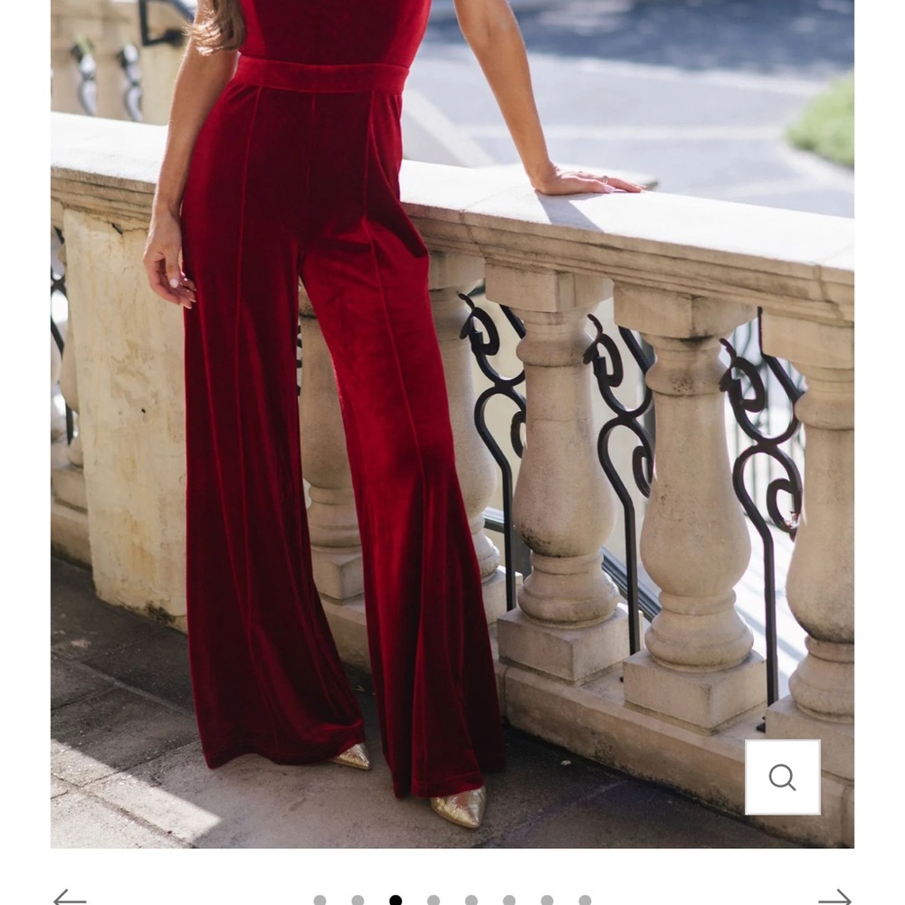 Red velvet jumpsuit-like new
